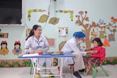 TỔ CHỨC KHÁM SỨC KHỎE ĐỊNH KỲ LẦN 1 NĂM HỌC 2024-2025  CHO CÁC BÉ  TRƯỜNG MẦM NON BÌNH LONG